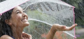 Tips-for-healthier-skin-and-hair-in-rainy-season-1024x682